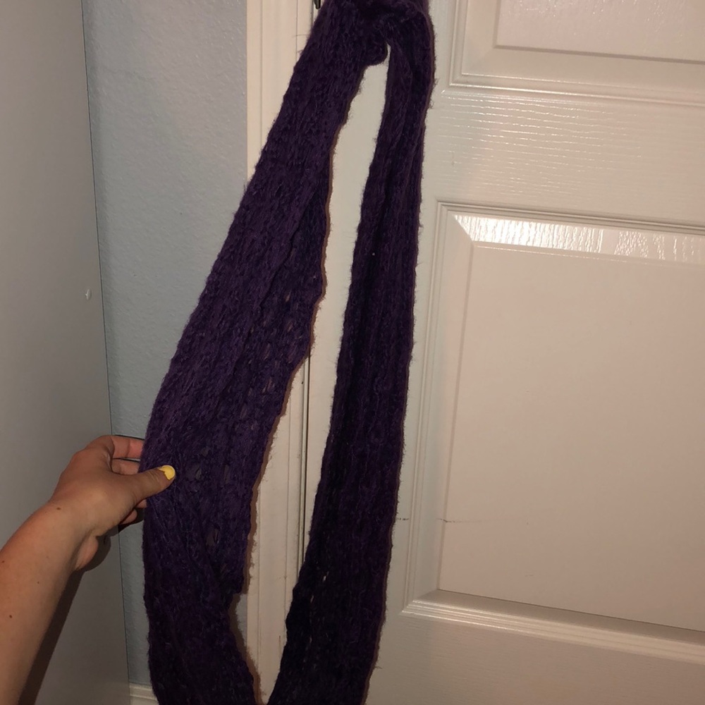 Infinity scarf